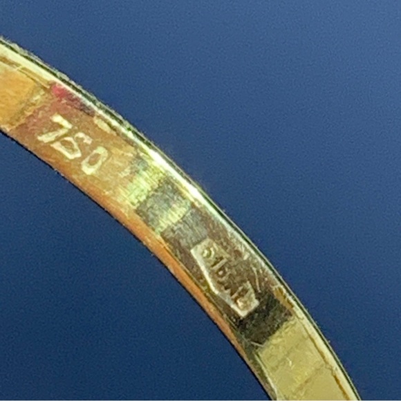 Beautiful Midcentury 18K Gold Ring with Ruby Colored Gemstone - Picture 11 of 17